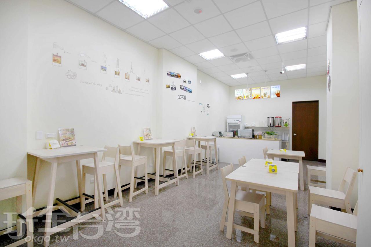 Sun Moon Lake Friday Inn Guest House หยูฉี ภายนอก รูปภาพ